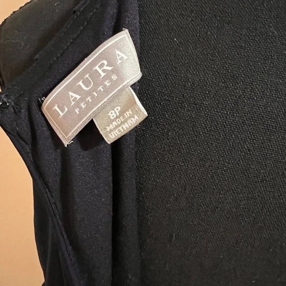 Laura Dress - Picture 3 of 3